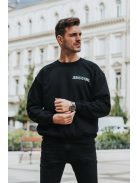 JESUS IS KING zwart unisex trui